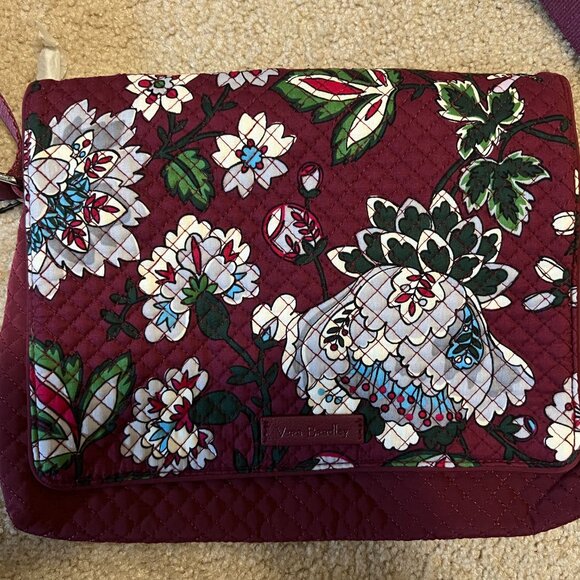Vera Bradley Iconic Turnabout Crossbody, Bordeaux Blooms - Picture 3 of 9